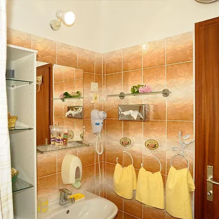 With Parking Space Orebic, Peljesac - 14834 Apartman *